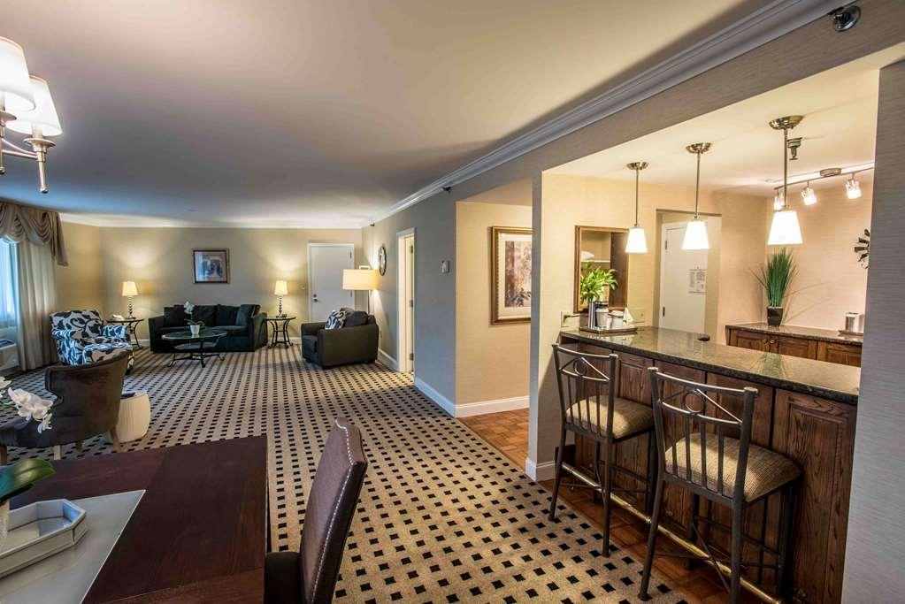 Tq Penn Harris Harrisburg