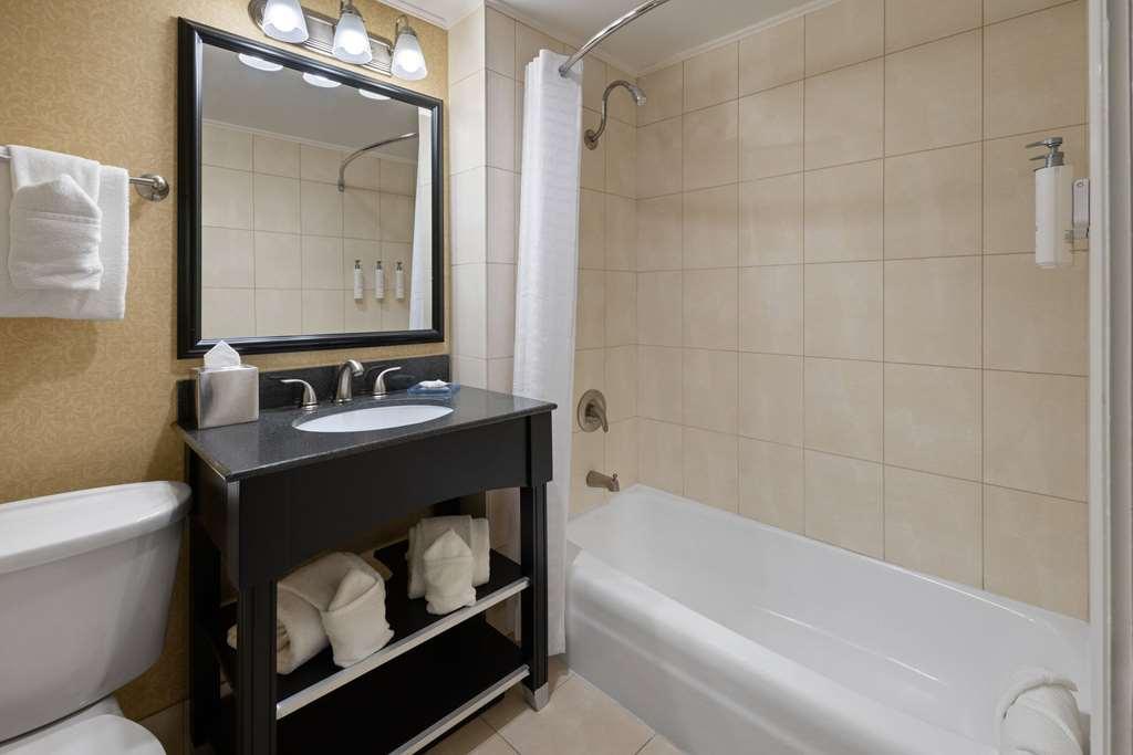 Hotel Tq Penn Harris Harrisburg